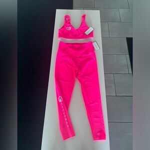 Neon pink Cyclebar workout set 💗